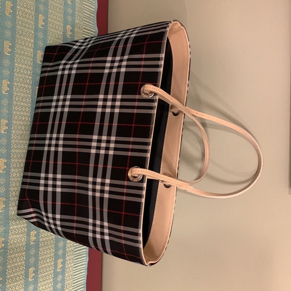 Slightly used authentic Burberry Tote blue checkered - Picture 10 of 10